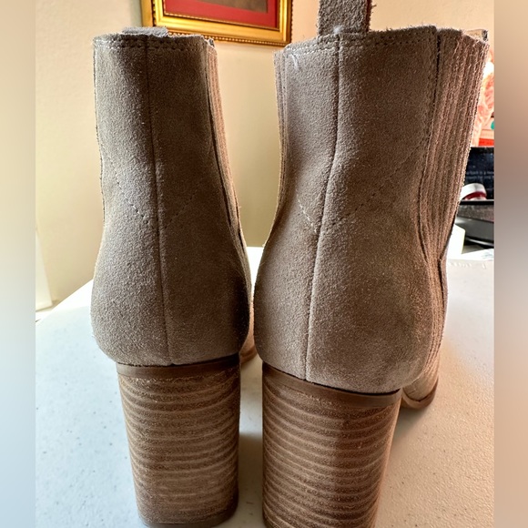 Marc Fisher Oshay Pointed Toe Suede Booties - Picture 8 of 9